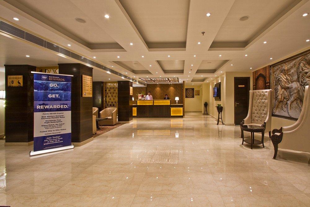 Himalayan Monal Manali Luxury Room
