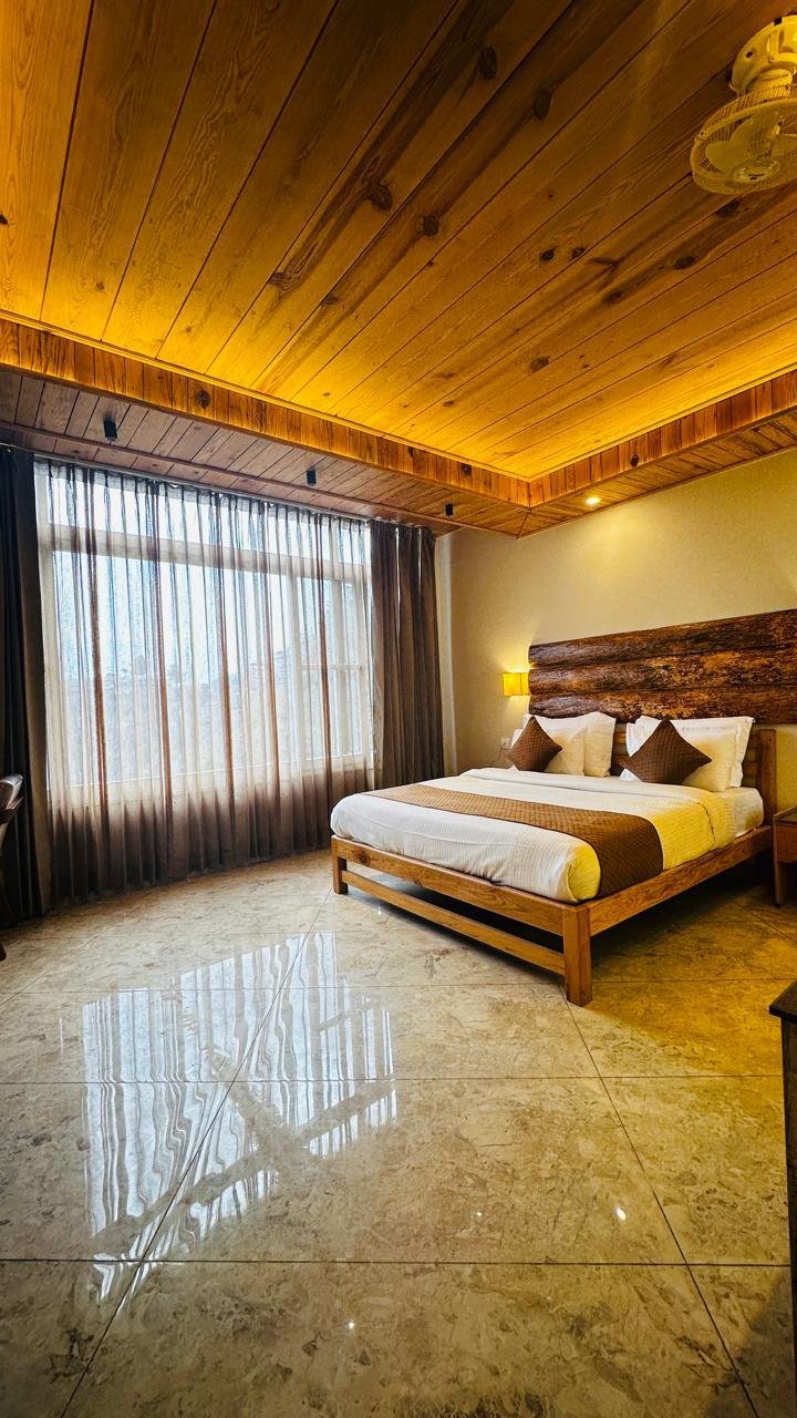 Luxury Room at The Allinor Agra
