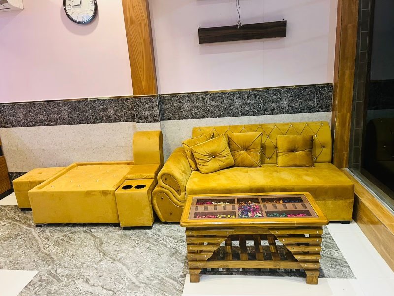 Hotel Awadh Ayodhya Corridor