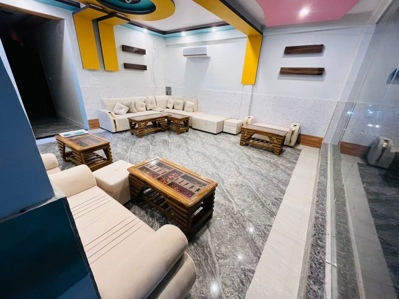 Hotel Awadh Ayodhya Bathroom