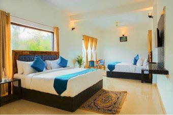 Blue River Resort Deluxe Room