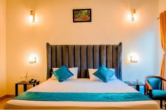 Blue River Resort Deluxe Room