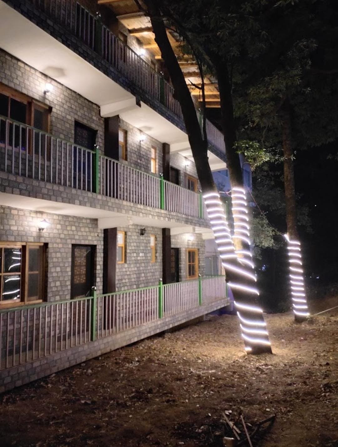 Cedar Woods Nainital Hotel Grounds