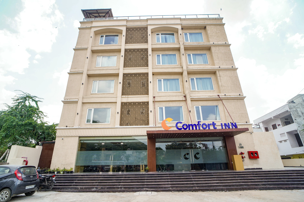 Comfort Inn Udaipur Background
