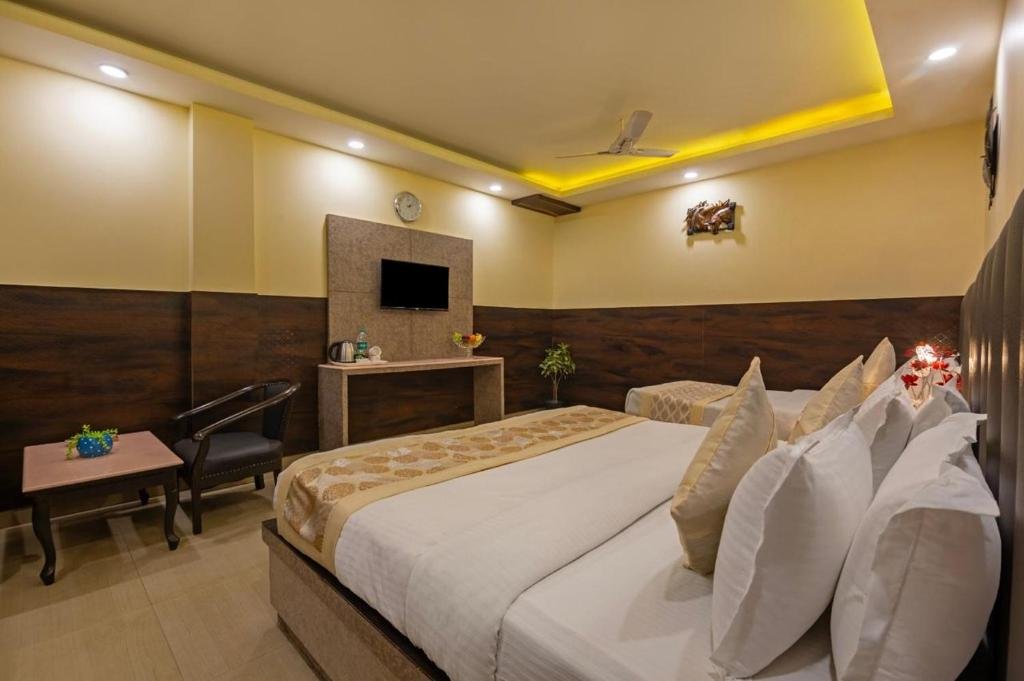 Mahajan International New Delhi Lobby