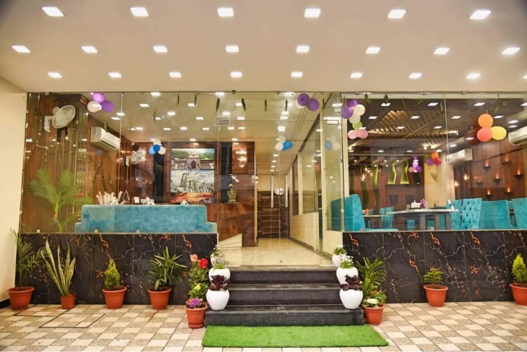 Riverdale Haridwar Hot Tub