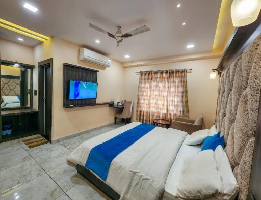Riverdale Haridwar Hot Tub