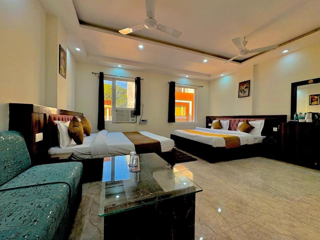 Royal Center Haridwar Lobby