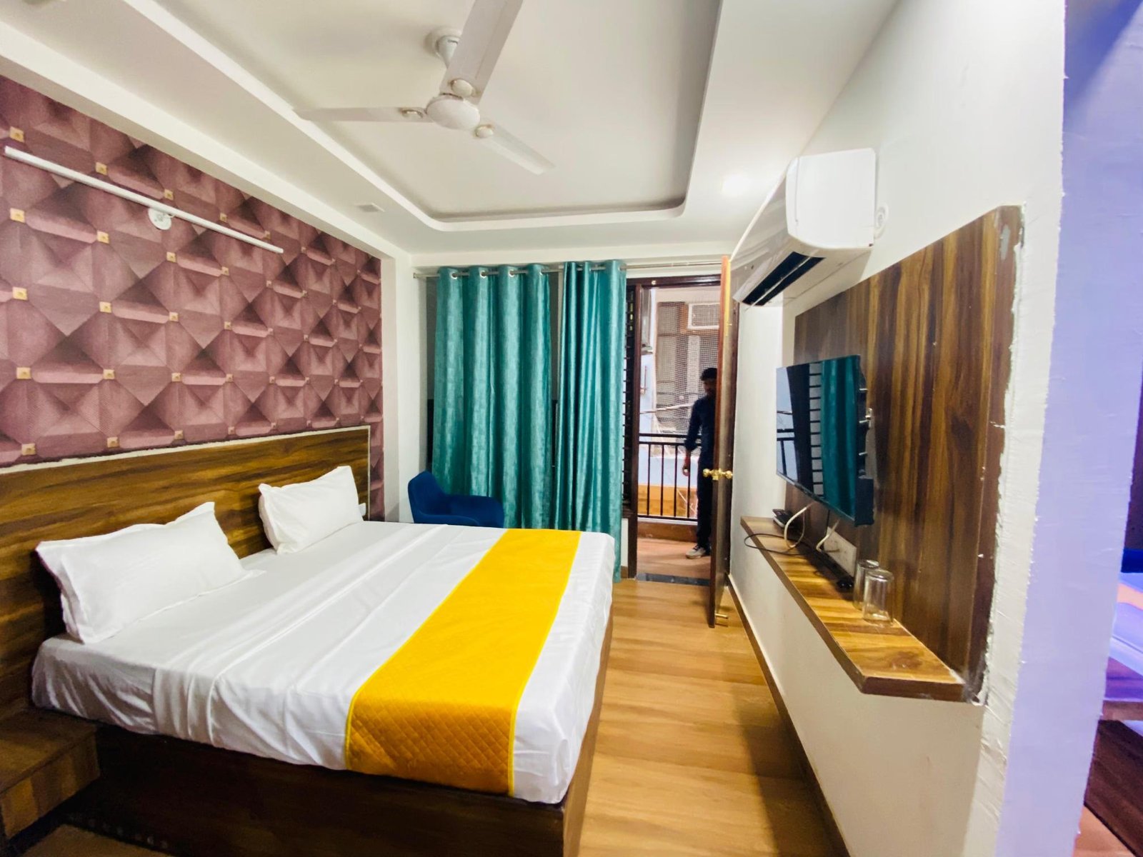Modern Lobby Area at Surya International Mahipalpur